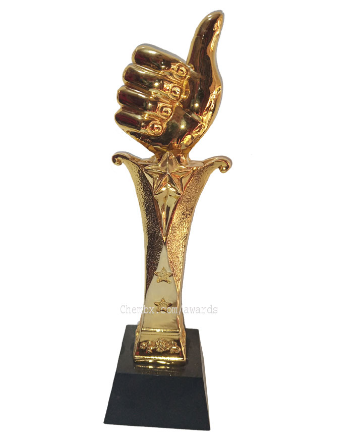 Engraved plaque for school graduation ceremony